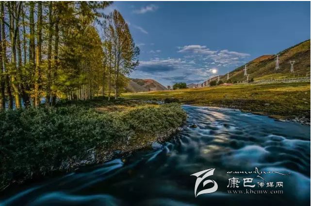 新都橋，正在打開(kāi)最美時(shí)光,我在這里等你......