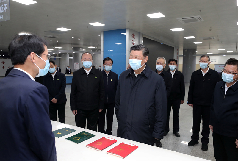 2021年3月23日，習(xí)近平在福建三明沙縣農(nóng)村產(chǎn)權(quán)交易中心考察。